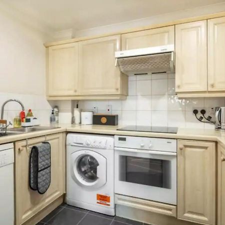 1 Bedroom Flat With Free Parking لندن المظهر الخارجي الصورة