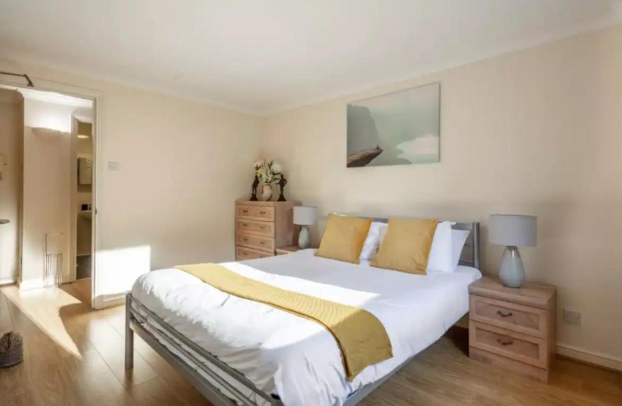 1 Bedroom Flat With Free Parking لندن المظهر الخارجي الصورة